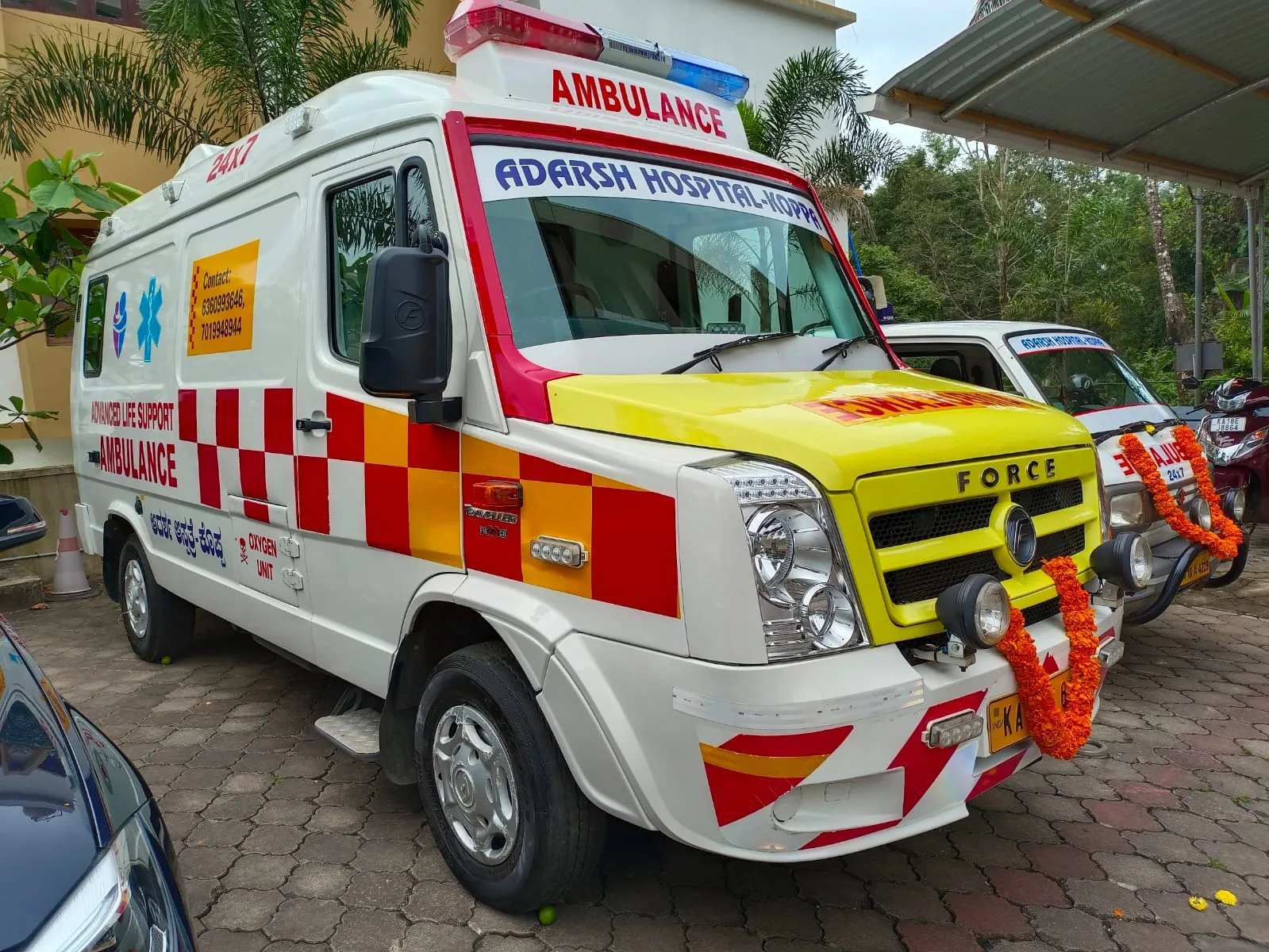 Adarsh Hospital Koppa - Adarsh Hospital Ambulance - Right View